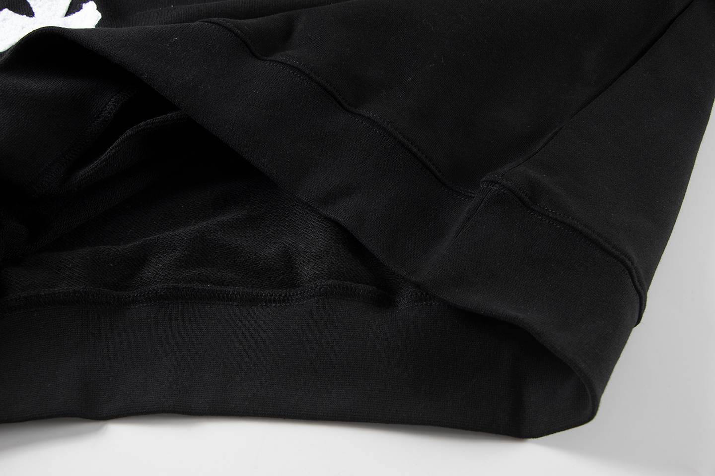 Chrome Hearts Men's Long-Sleeve T-shirtSweatshirt TQ32