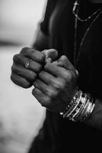 CH PLUS PYRAMID OPEN BAND RING 4